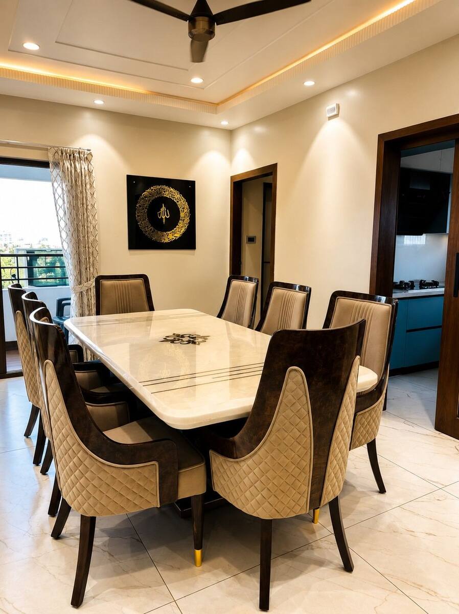 Maharaja Heights dining room
